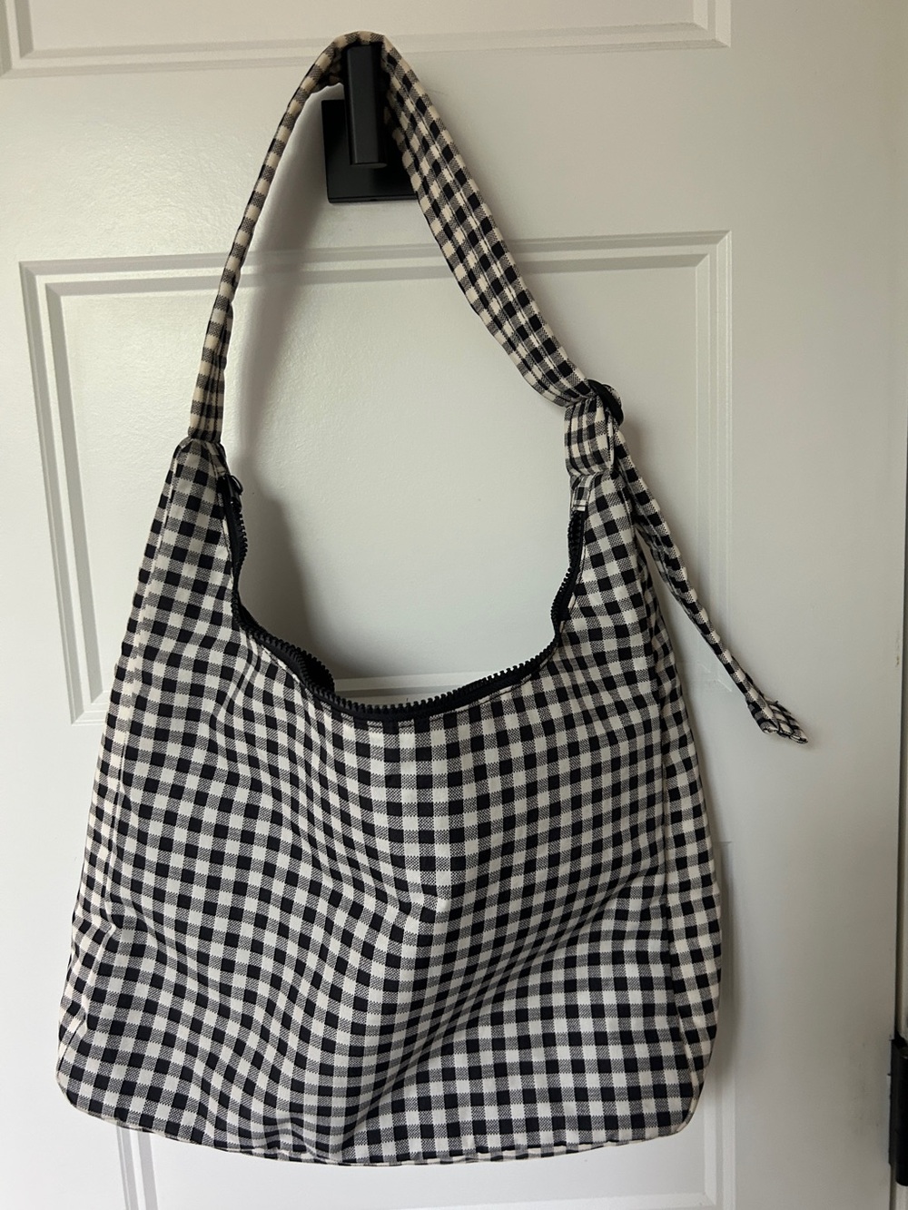 NWOT BAGGU NYLON SHOULDER BAG (BLACK & WHITE GINGHAM) - Picture 3 of 5